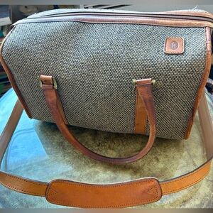 Vintage Hartman pocketbook luggage. Carry On in style!